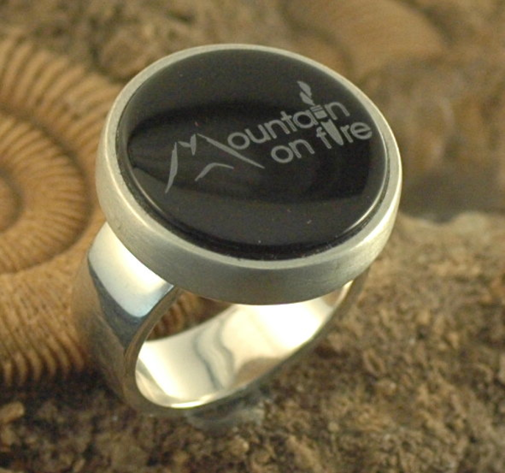 Onyx Silber Ring  Mountain on fire